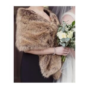 Elegant Faux Fur Wrap in Brown